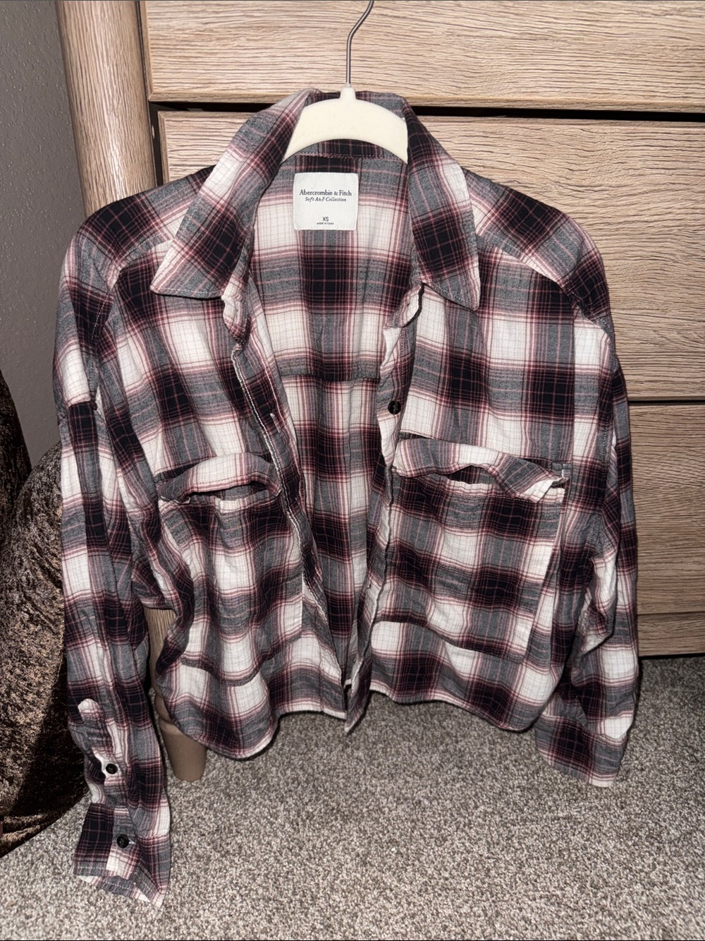 Abercrombie & Fitch Black, Red and White Plaid Flannel Shirt cropped